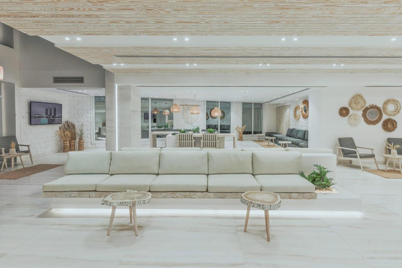 עיין סוחנה Tanoak Resort מראה חיצוני תמונה The interior of the airport